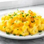 low-carb cauliflower mac and cheese - featured image